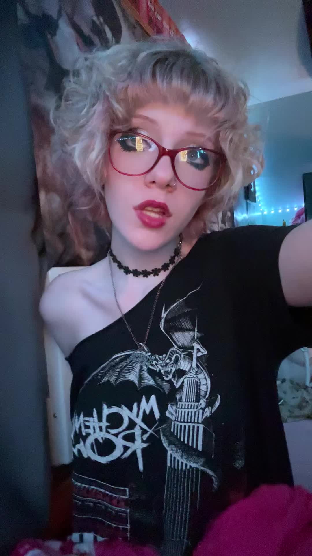 @noelle_is_scum<3