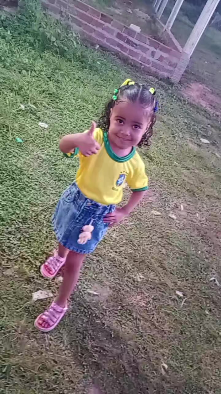 @Lara Freitas 🩷