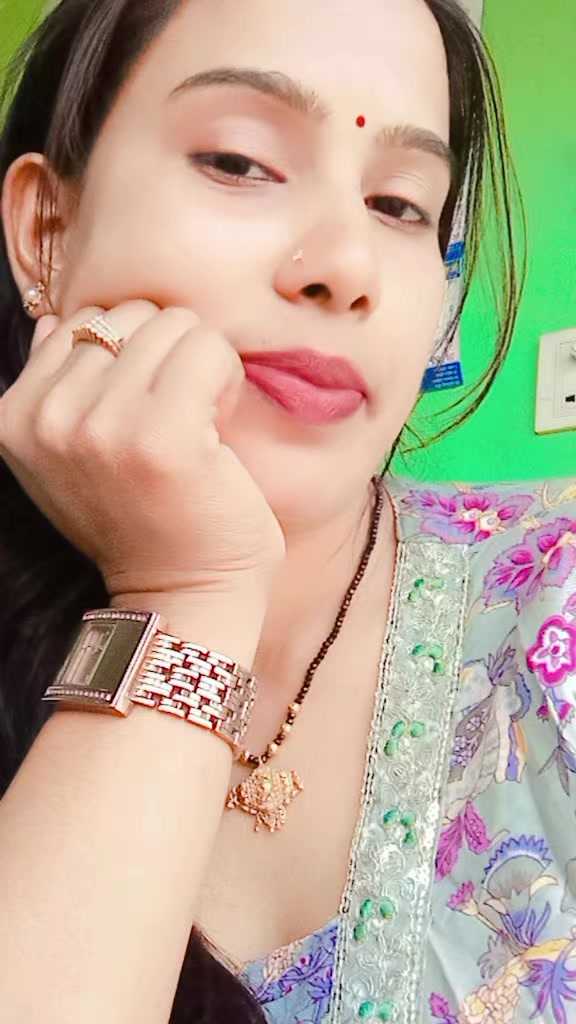 @Gudiya_queen 👑