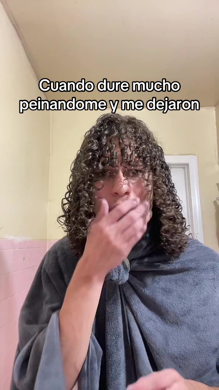@Curlyhairguy01🇩🇴