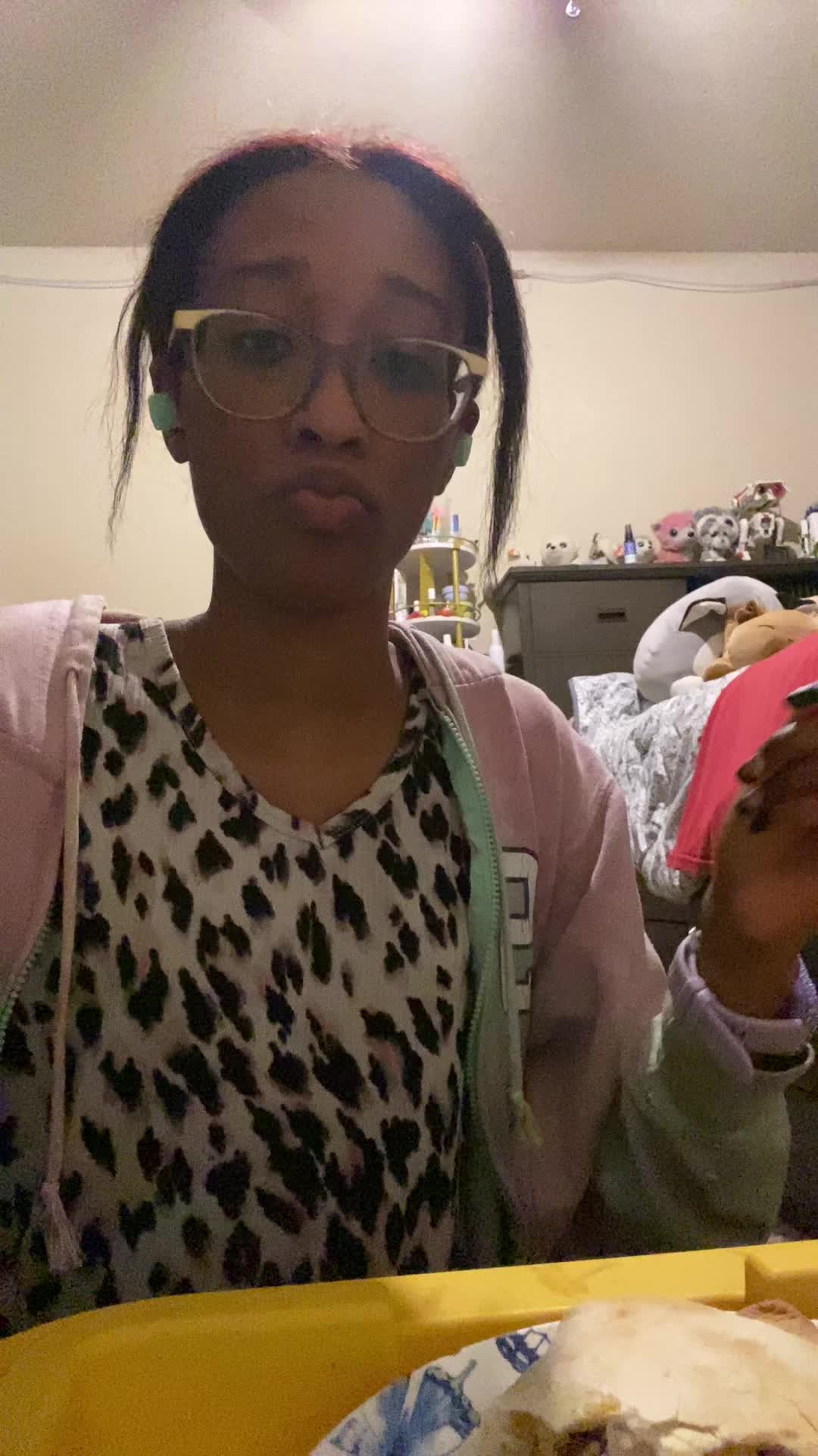 @Shayla