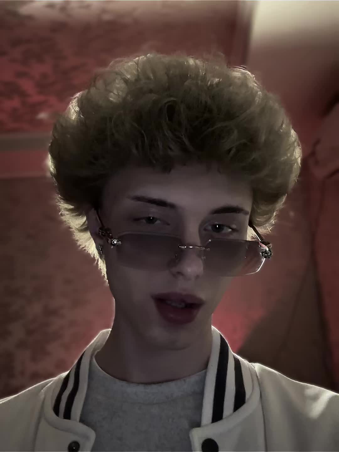 @Тихан