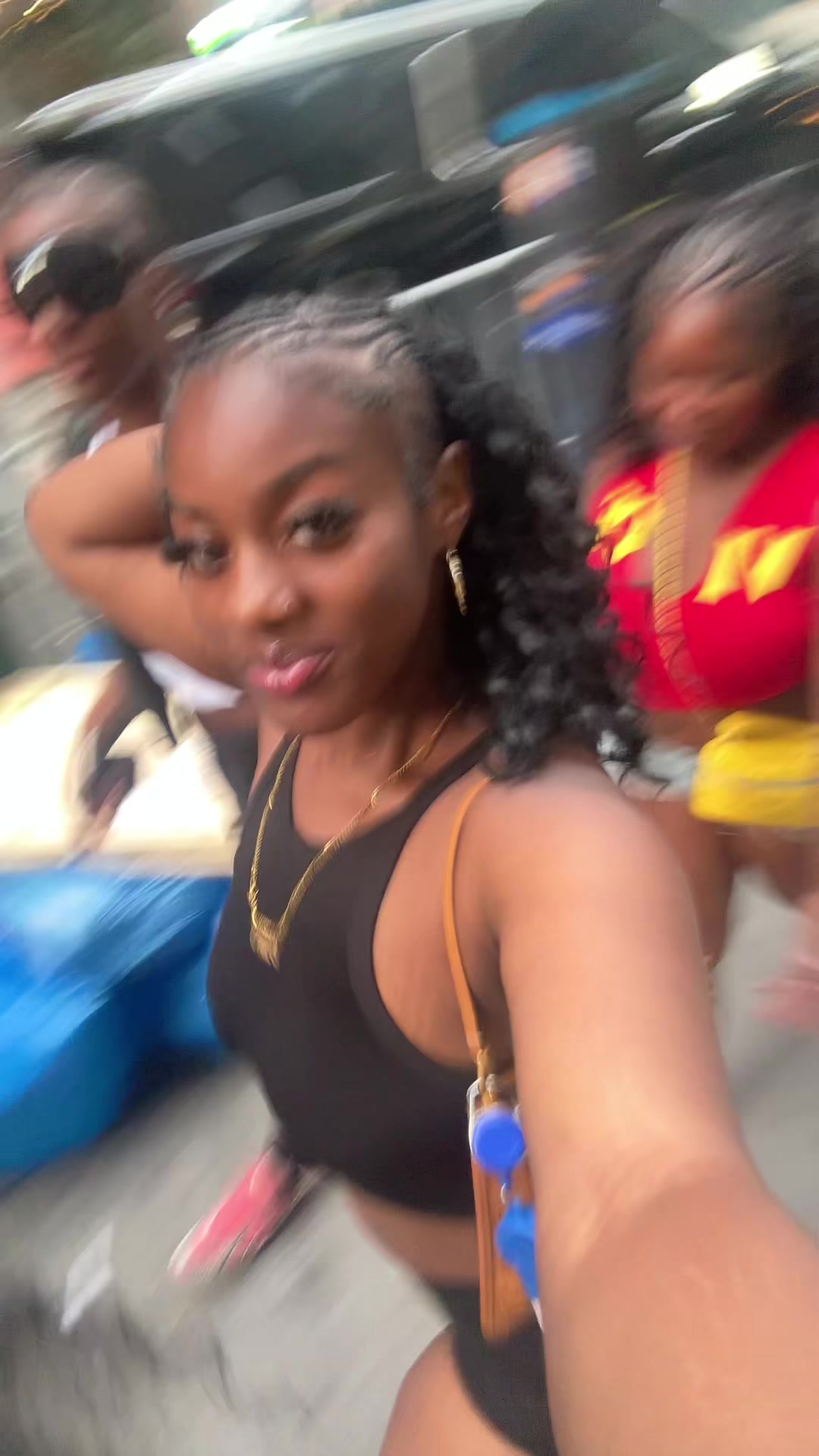 @luvvbelle