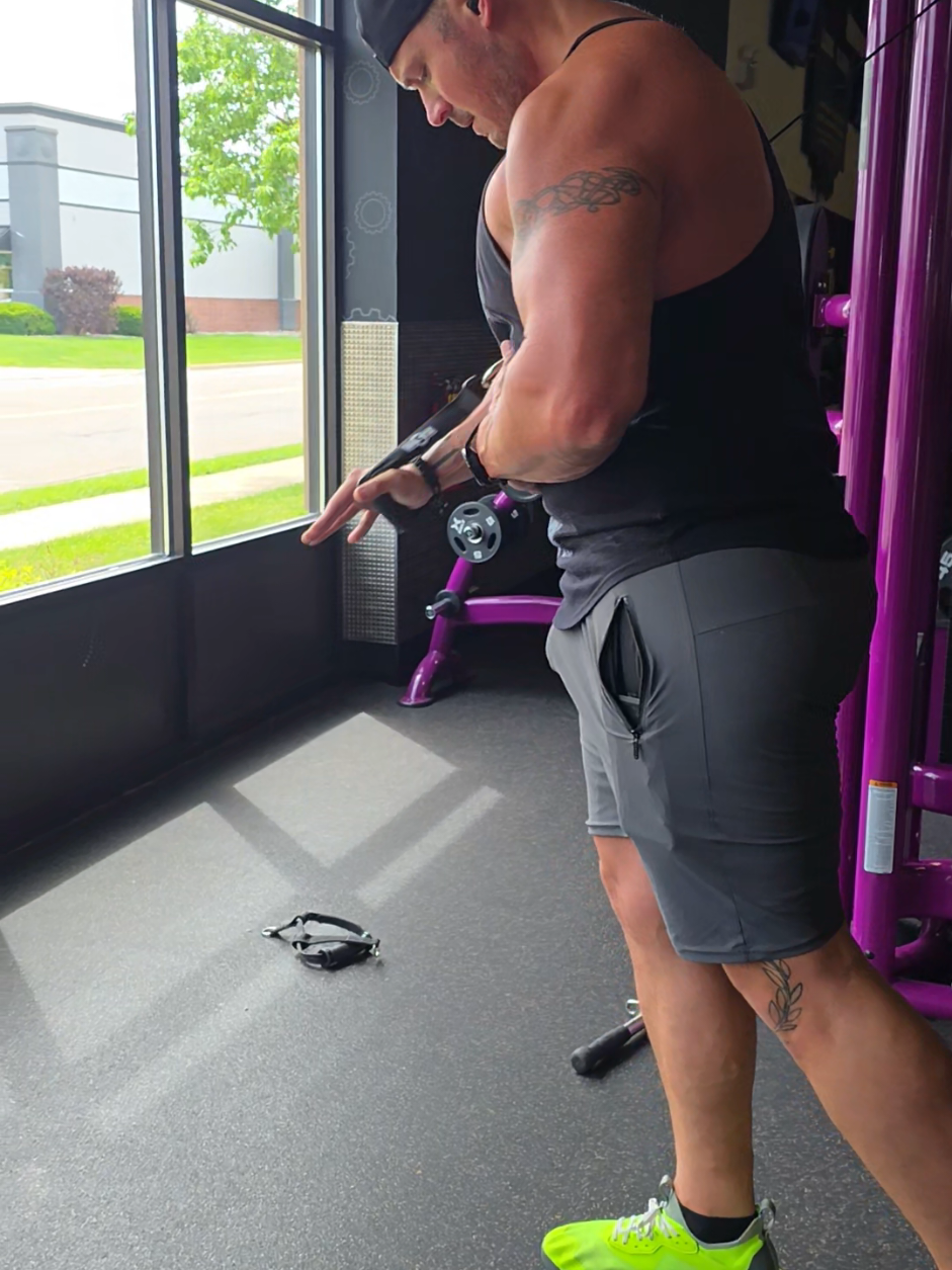 @ThatBuffTattooMommy