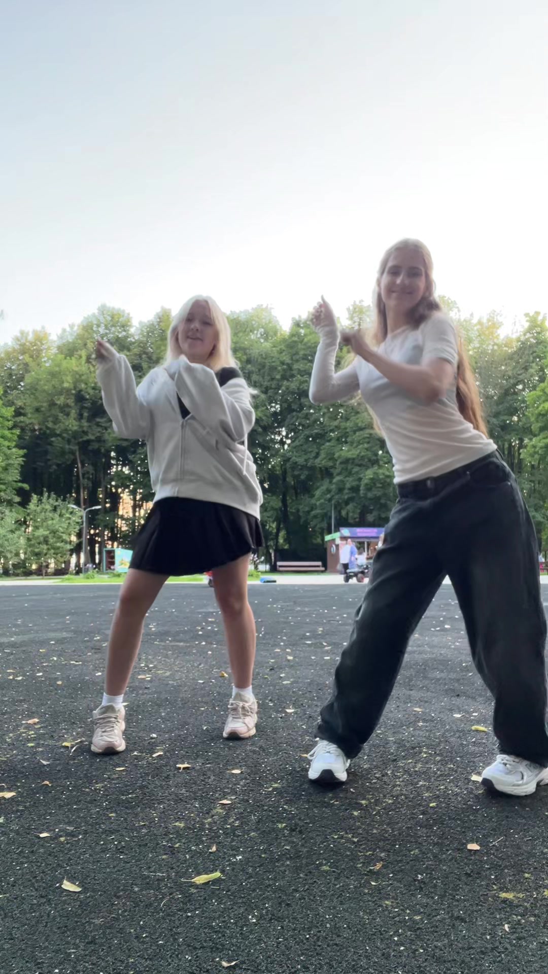 @тайченок🙂&zwj;&harr;️🍓