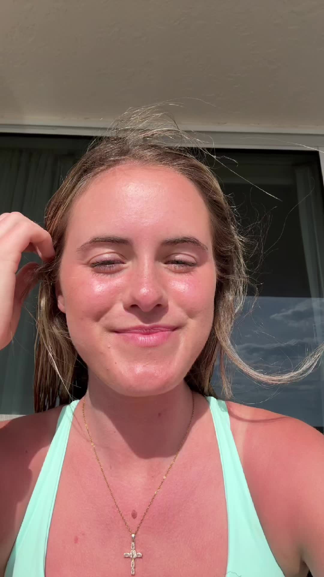 @blondebae