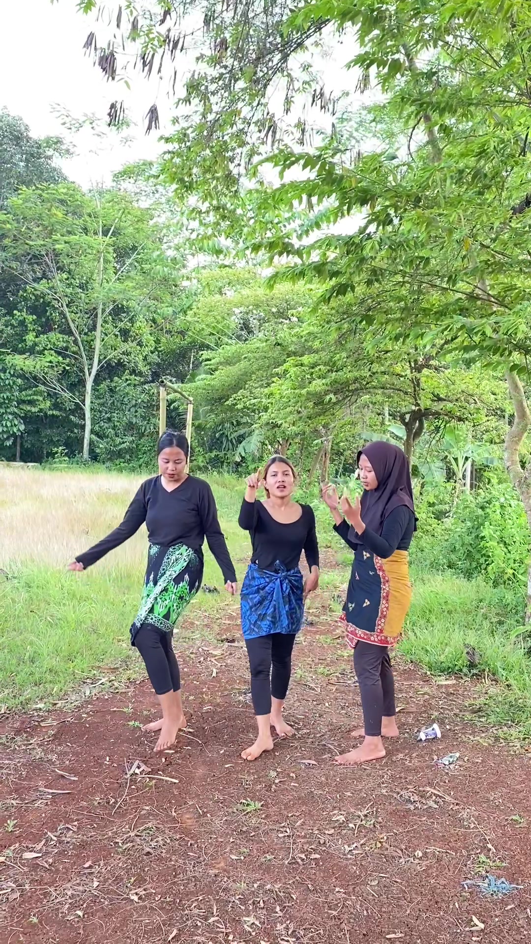 @ceu eceu kampung
