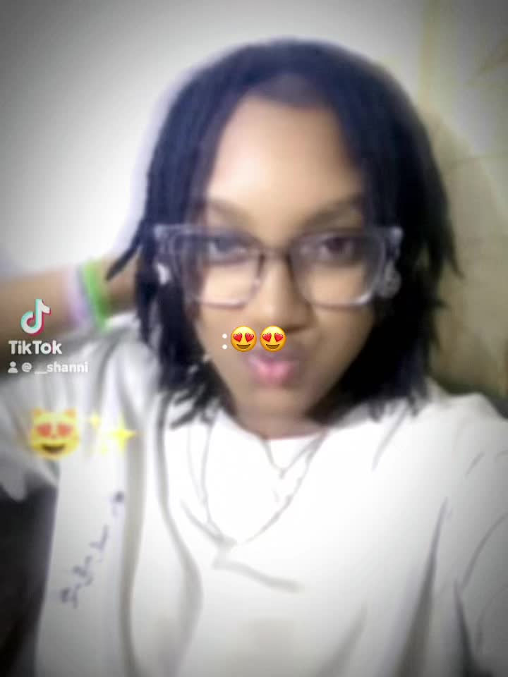 @Shanni🖤🥰