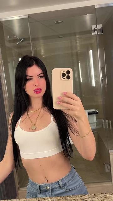 @Laritza25_oficial