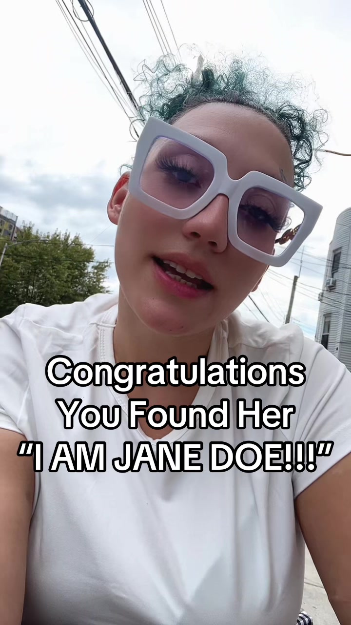 @JustaContentHouse