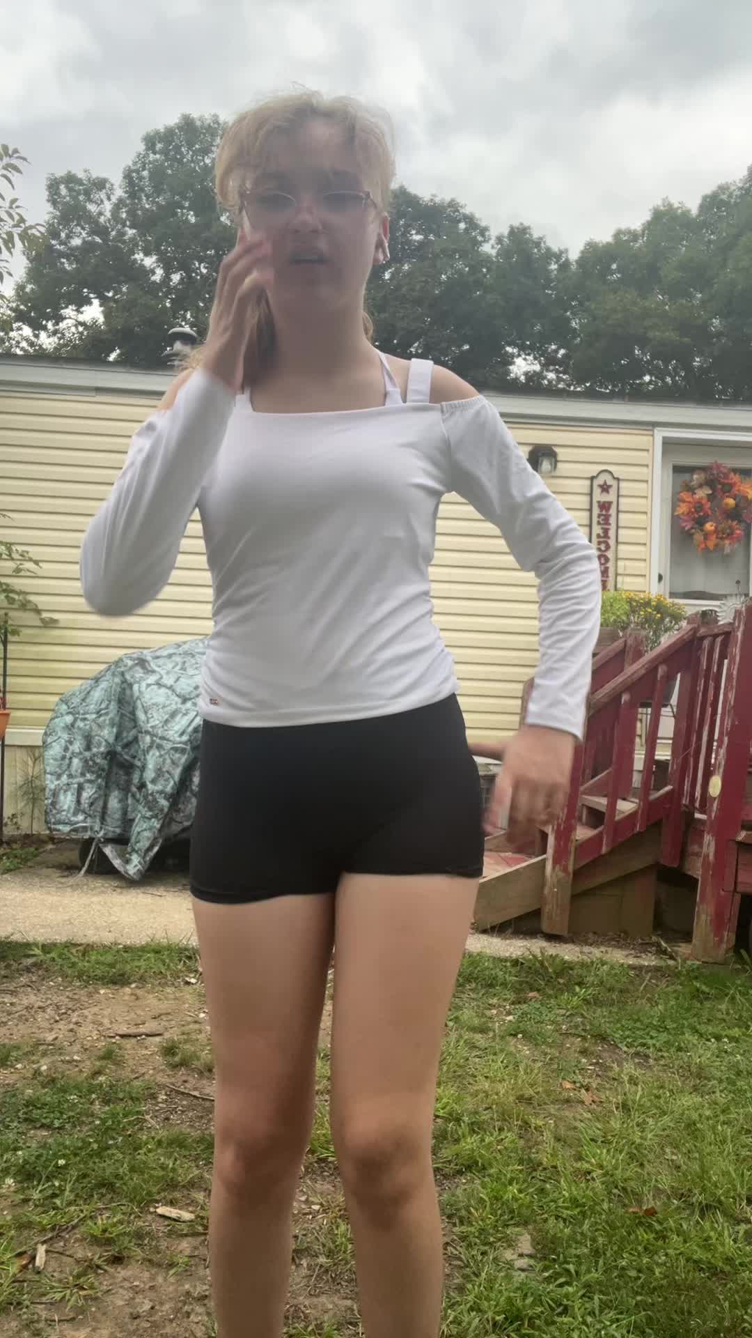 @noramakeup29