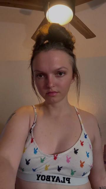 @Cassiemarie24