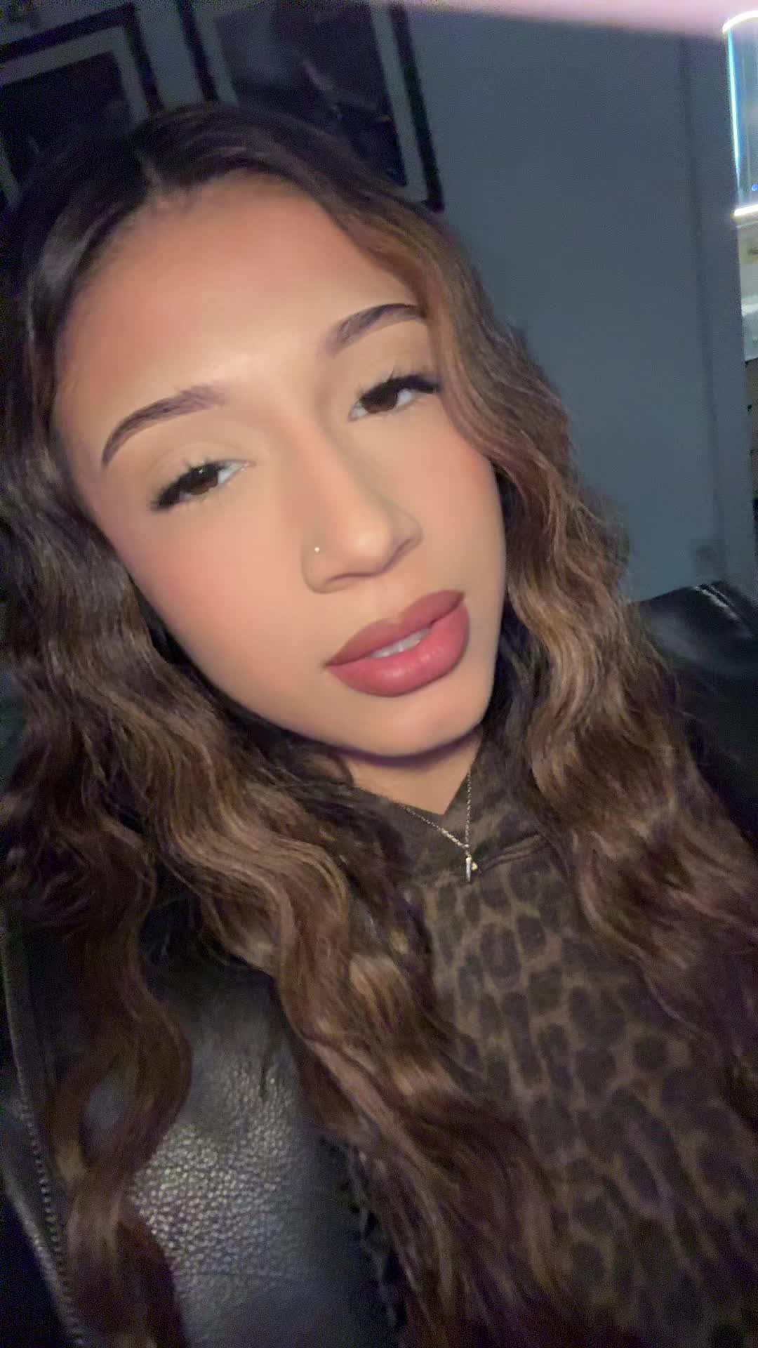 @axxprxil