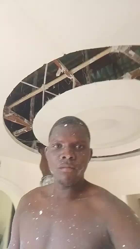 @user2272387625711