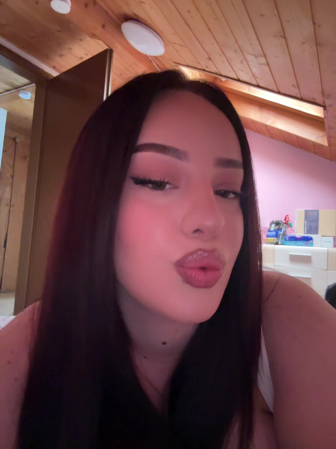 @ur🇦🇱mommy