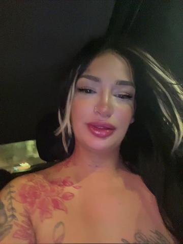 @Larviiya_oo