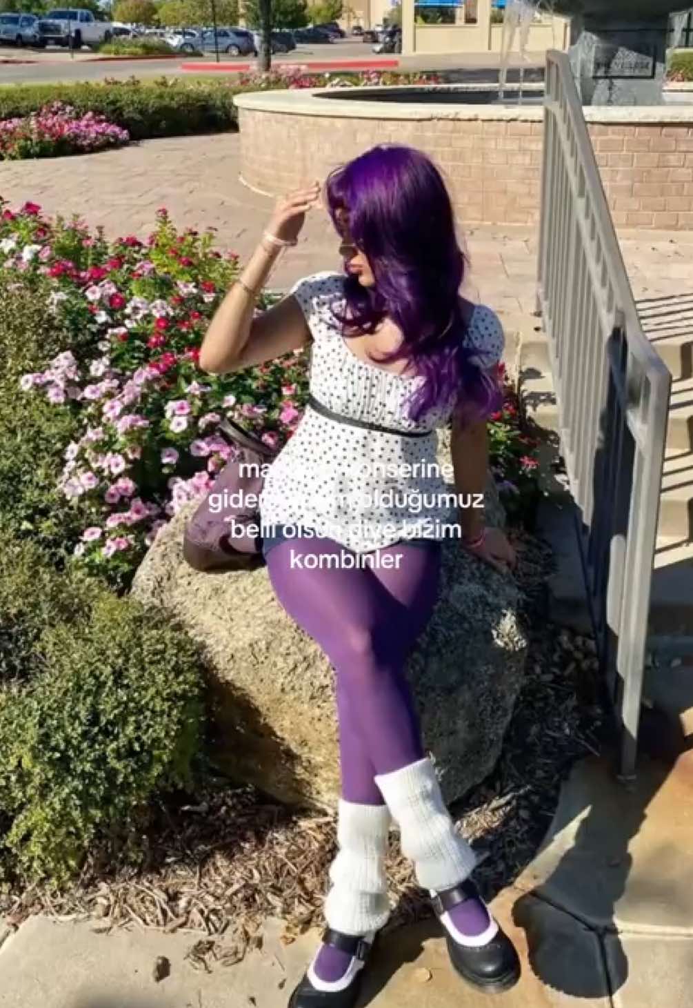 @𝒩