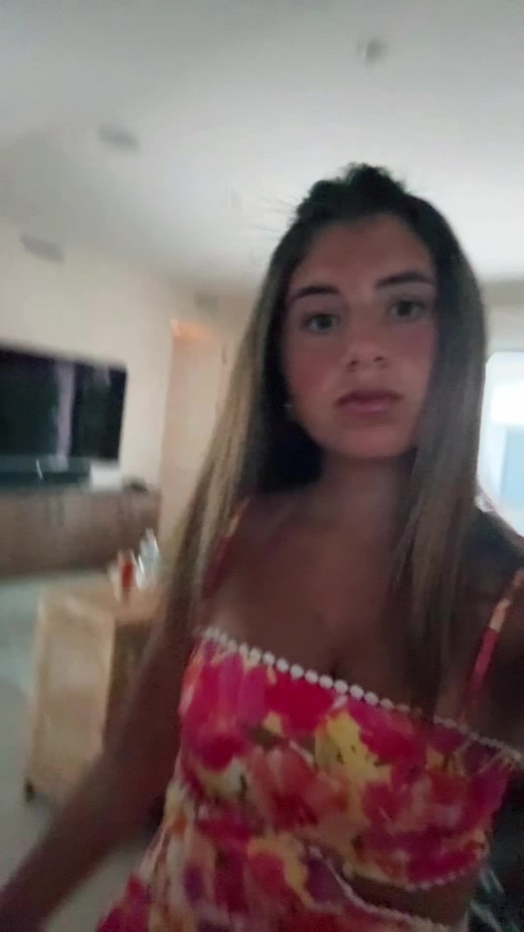 @this is not lizzy🥱