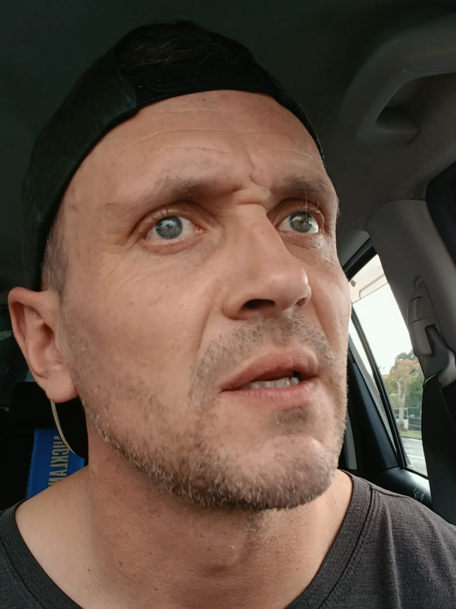 @T