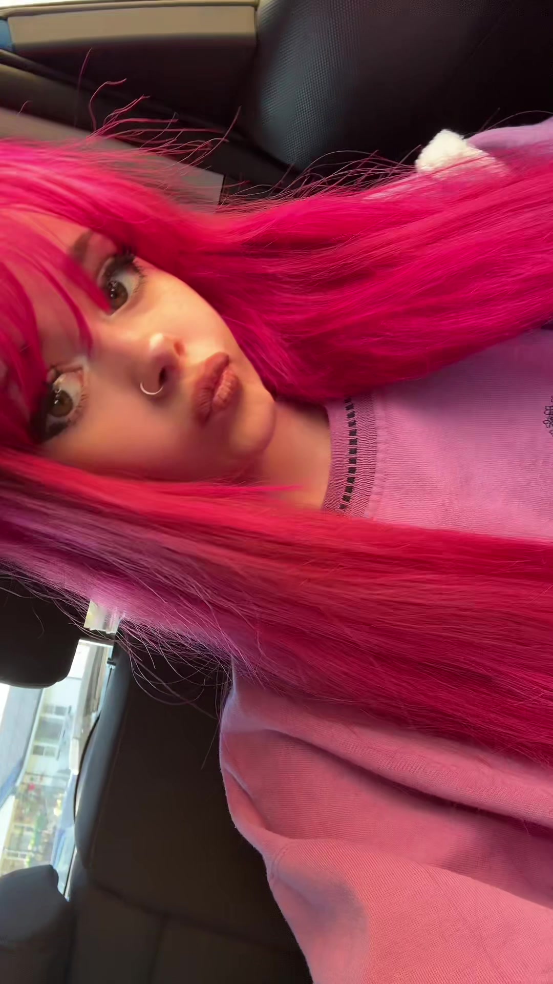 @🖤