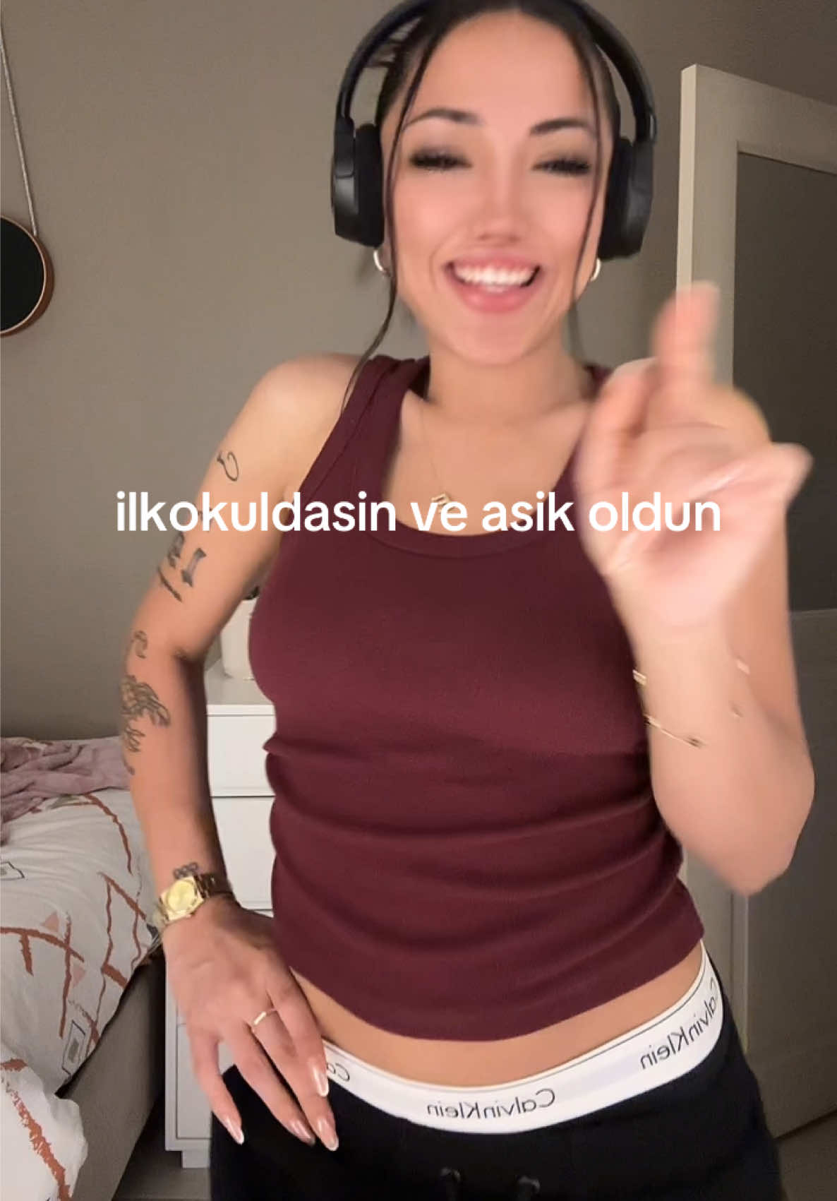 @999