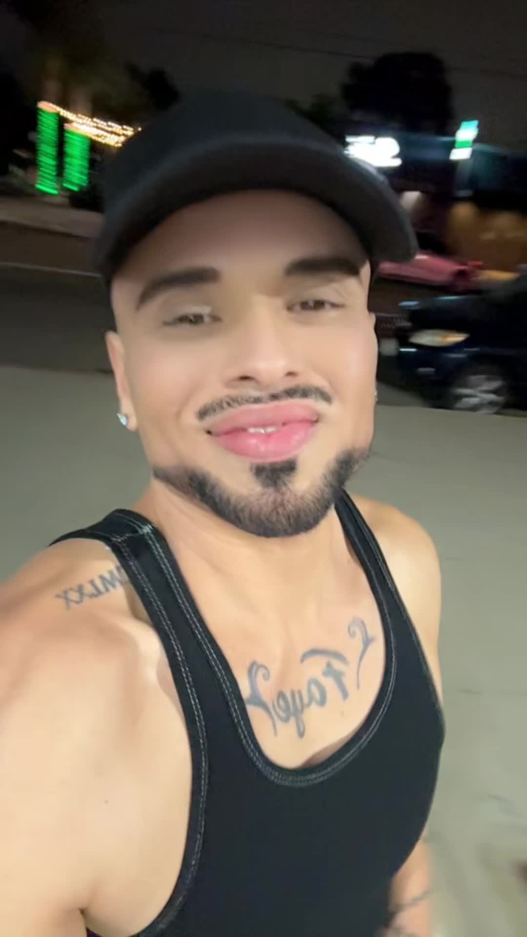 @Fernilicious