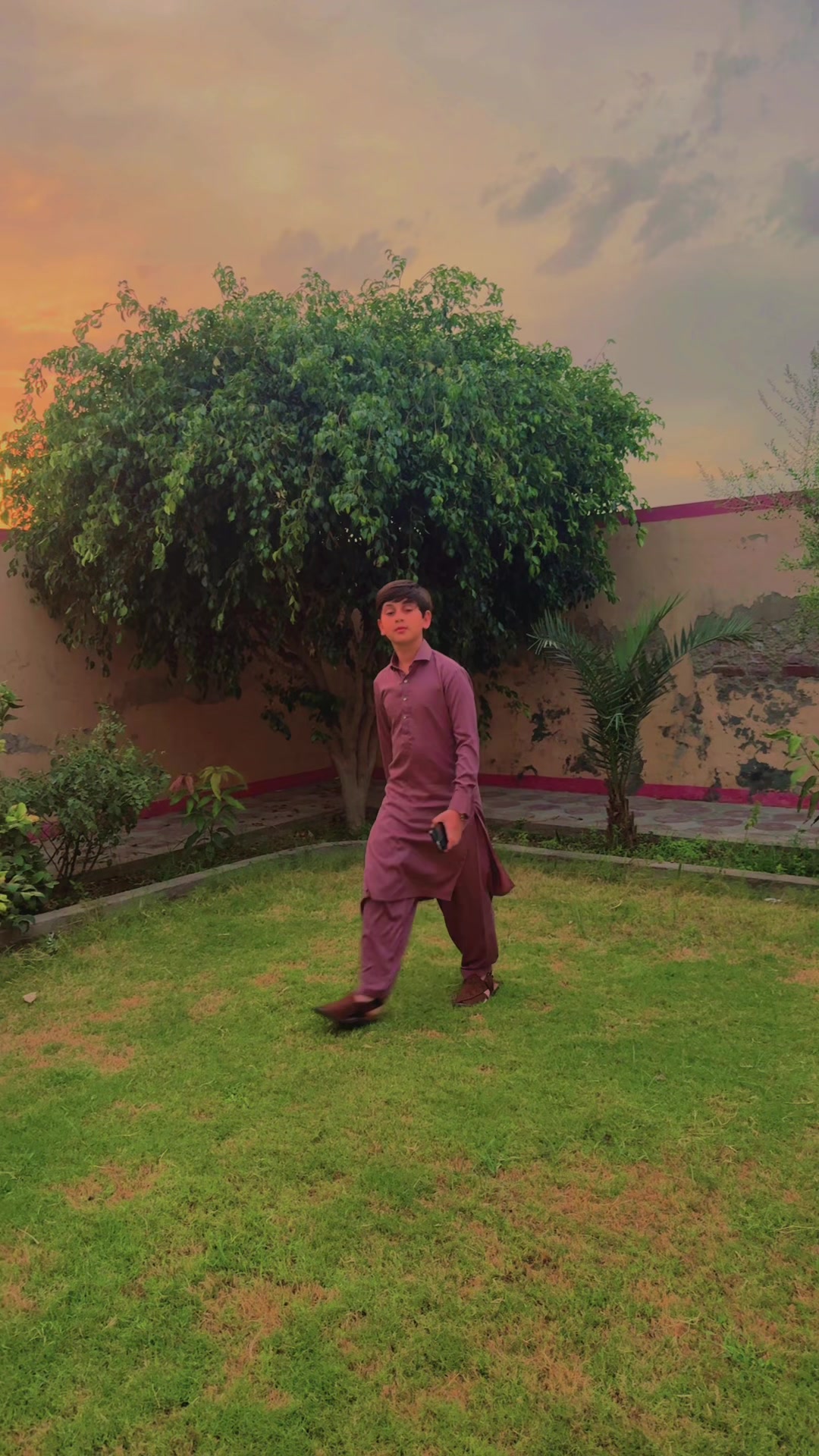 @Rehan Khan Niazi