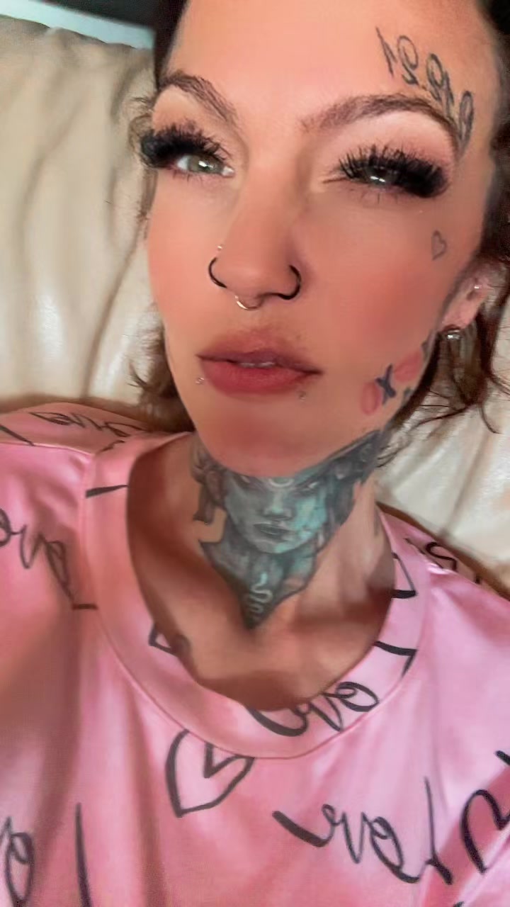 @CupcakeZ🧁