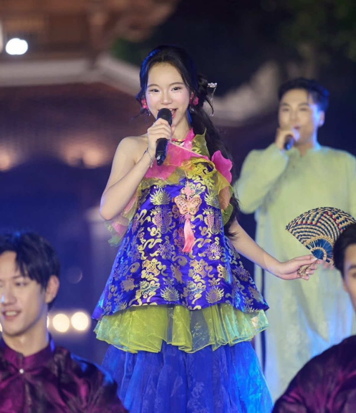 @Ng&ocirc; Tuệ Mẫn