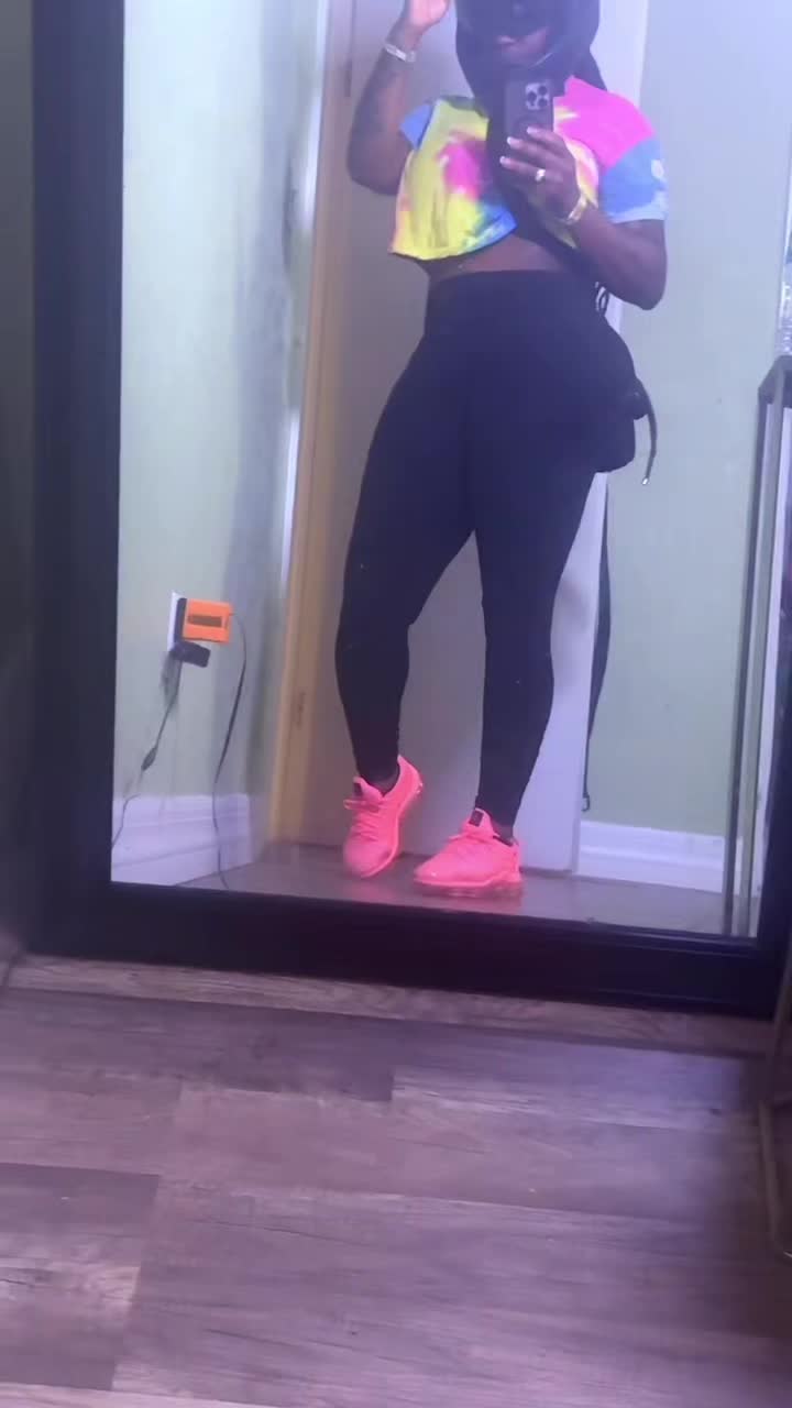 @Mrsbeachmoney🌴🦈