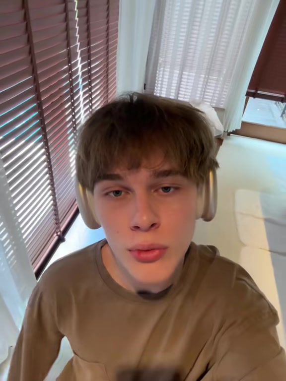 @Илюша🥱