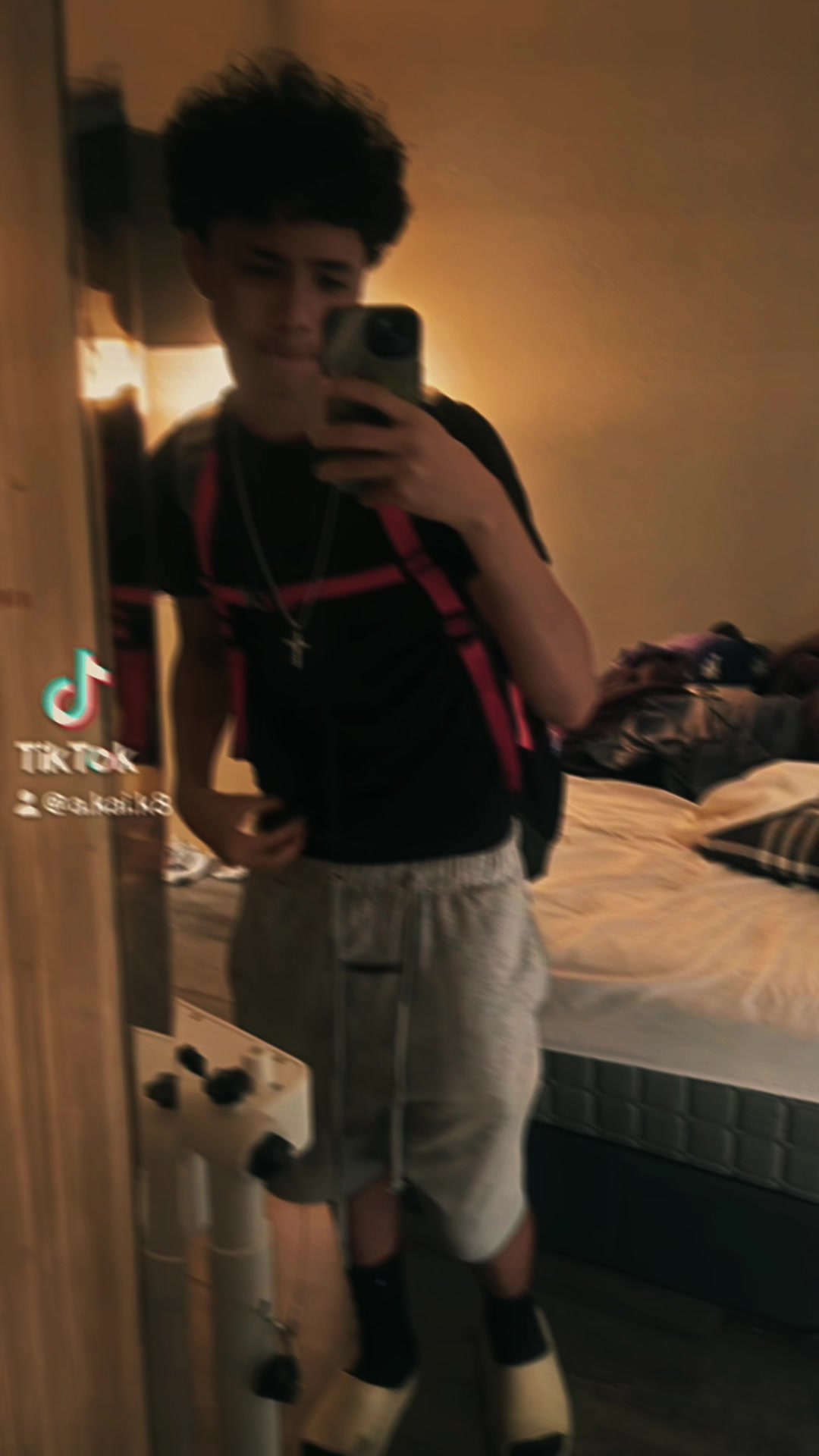 @…