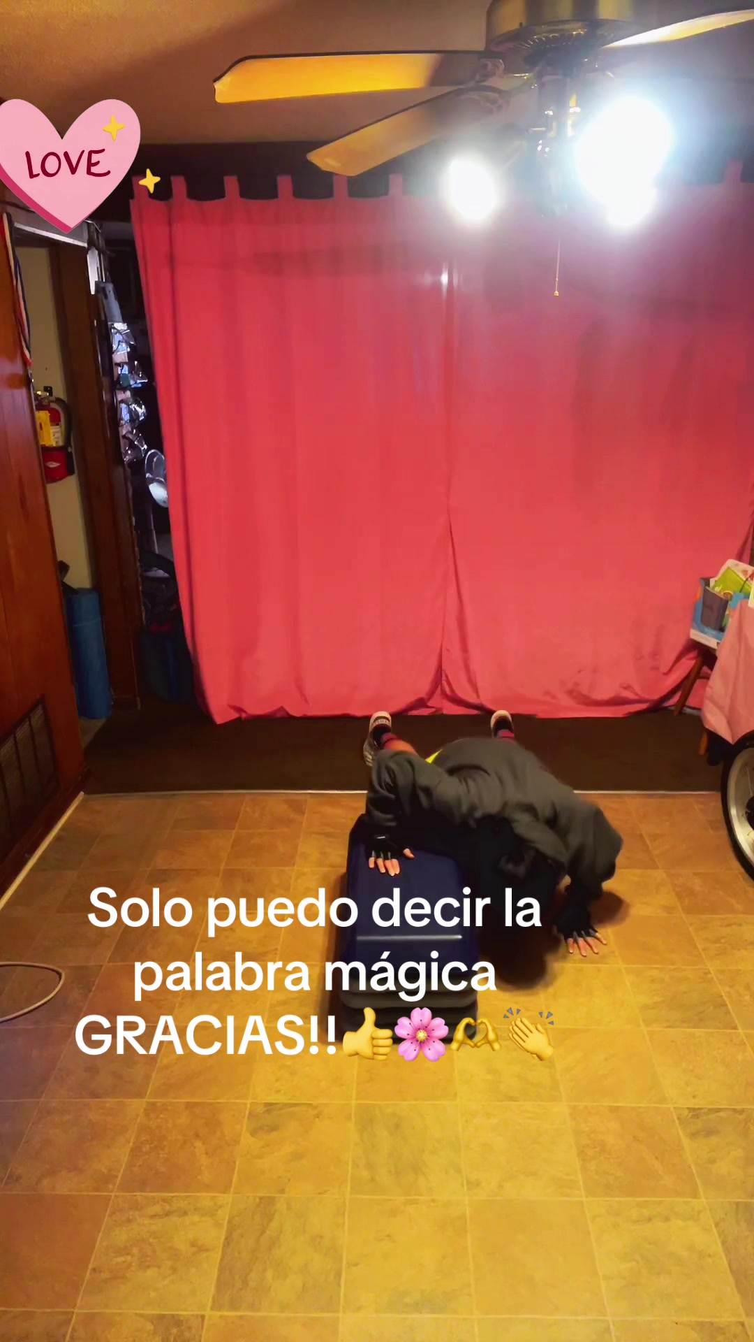 @laura