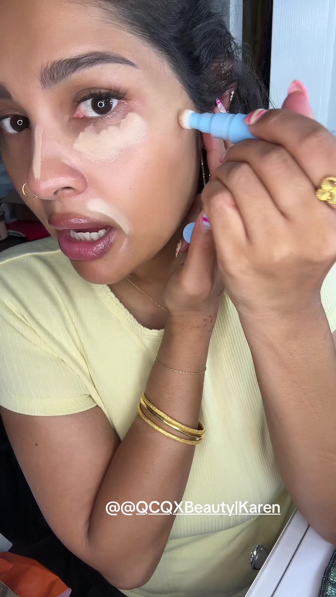 @MakeupLaveena