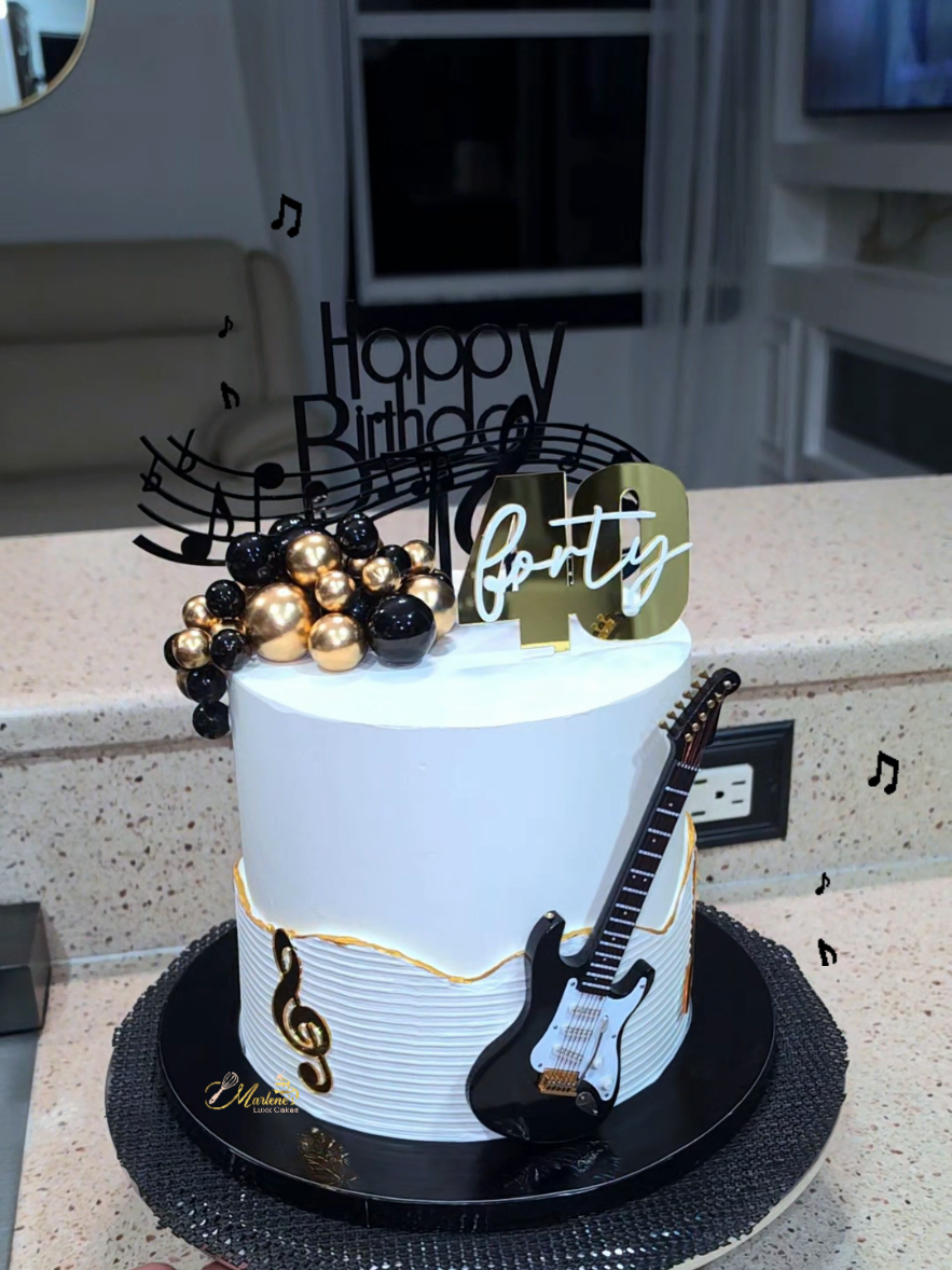 @Marlene'sLuxx_Cakes&Dishes