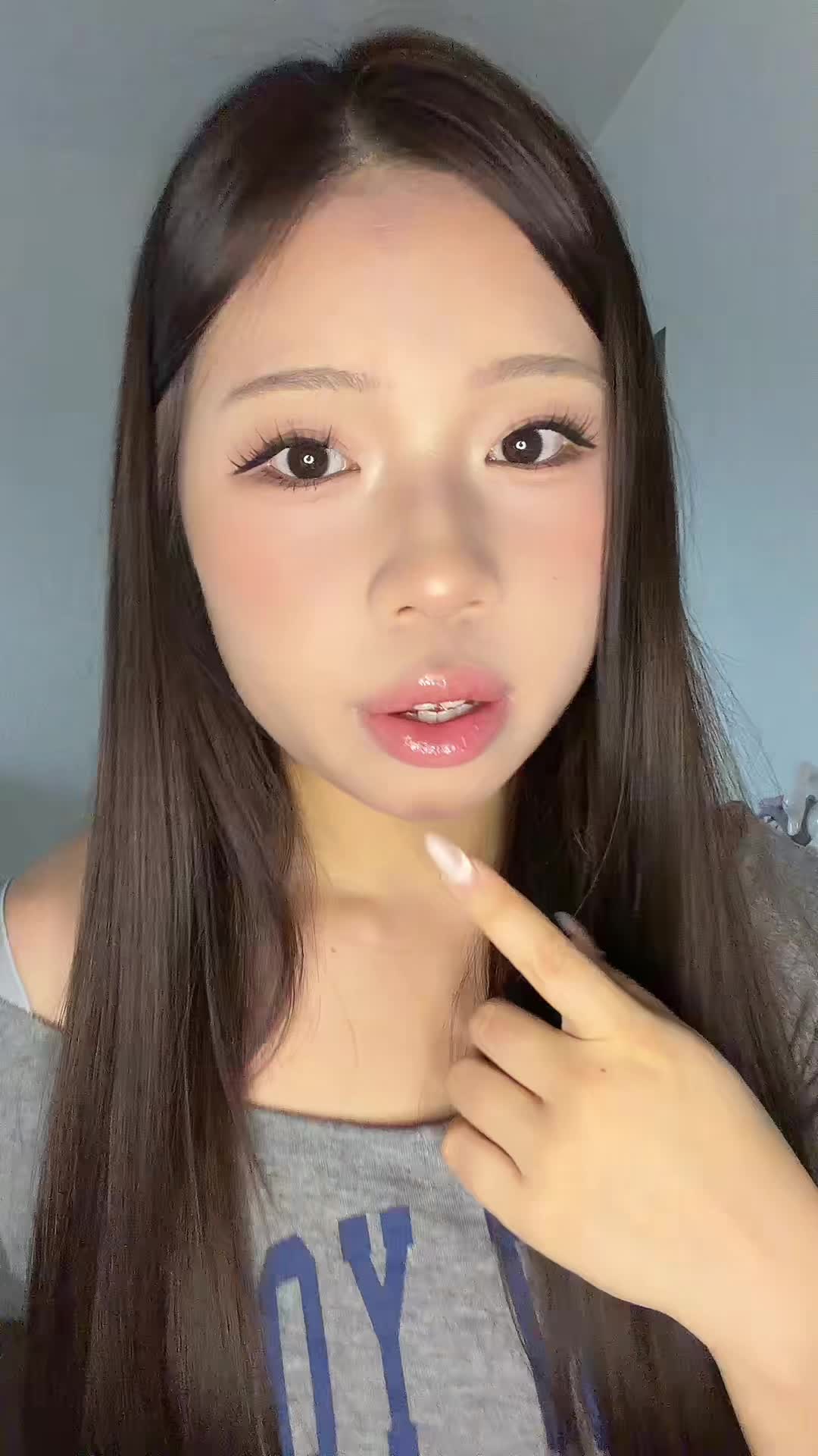 @vivian