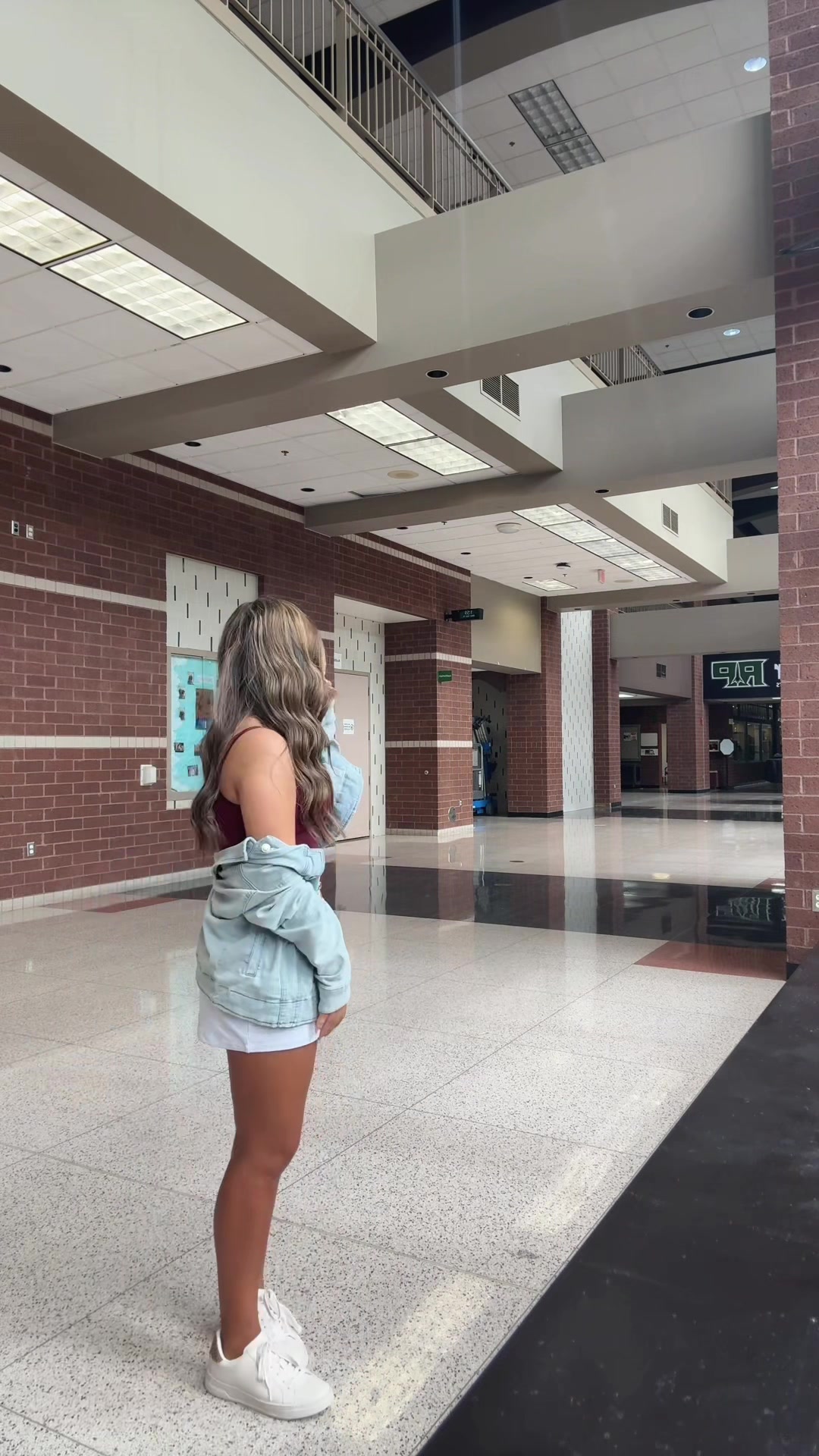 @kayleearellanoo241