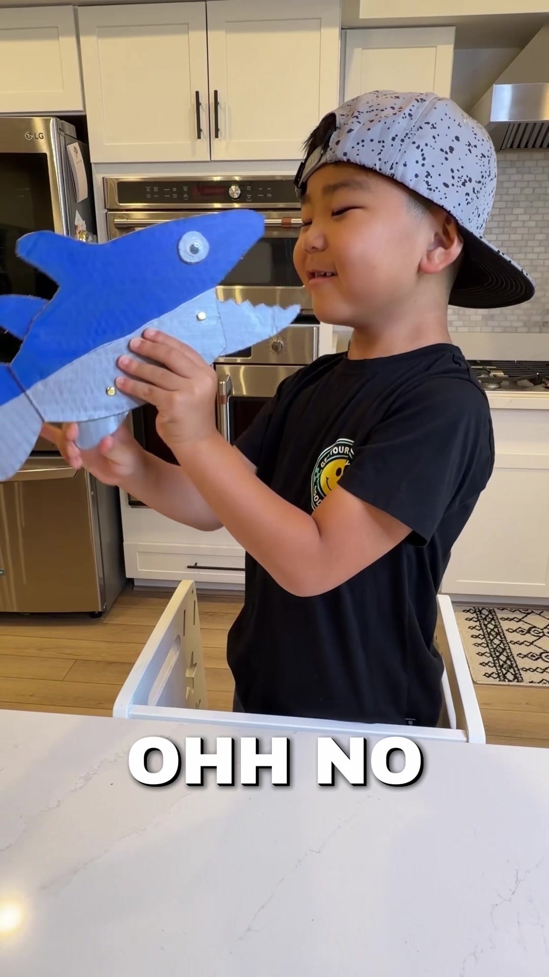 @itschompshop