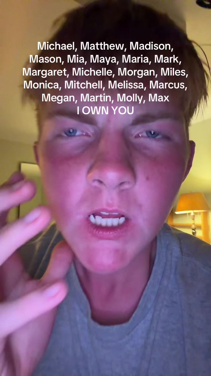 @FreakyAhCousin