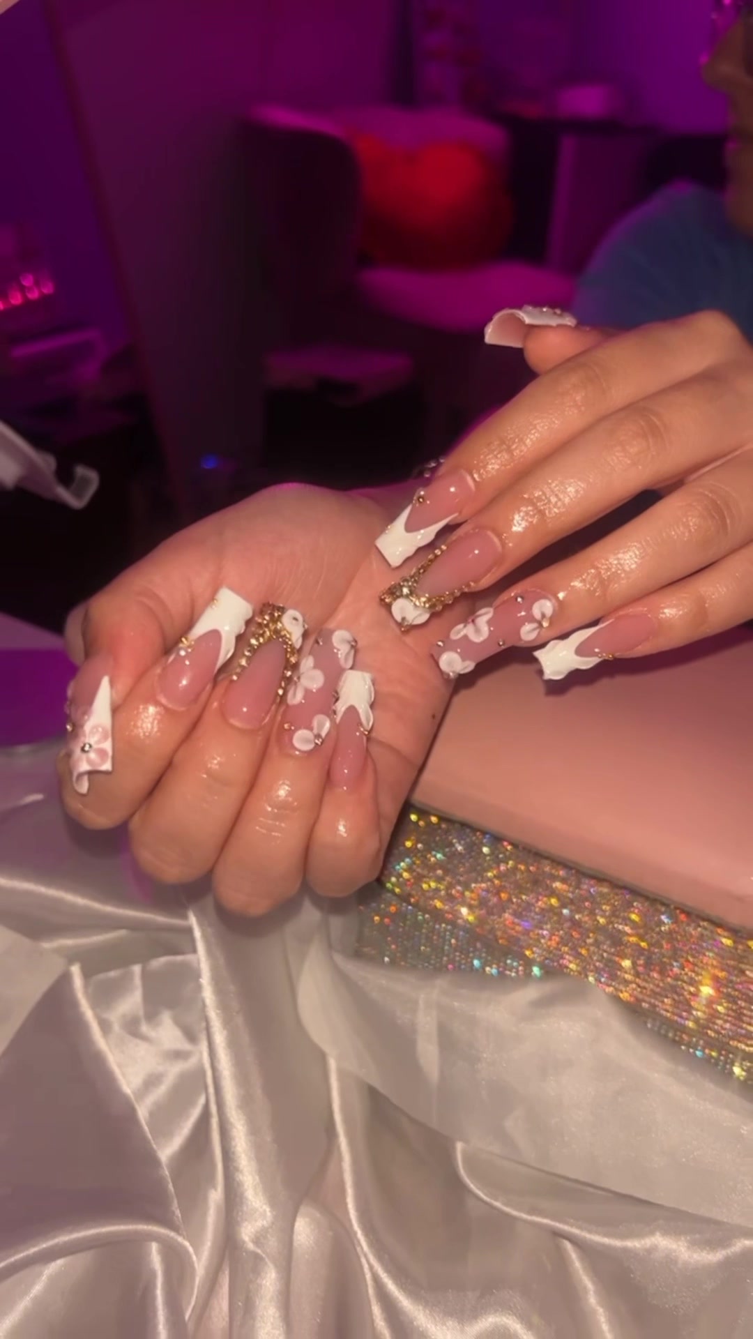 @💓 Magnolia Nail & Toe Tech 💓