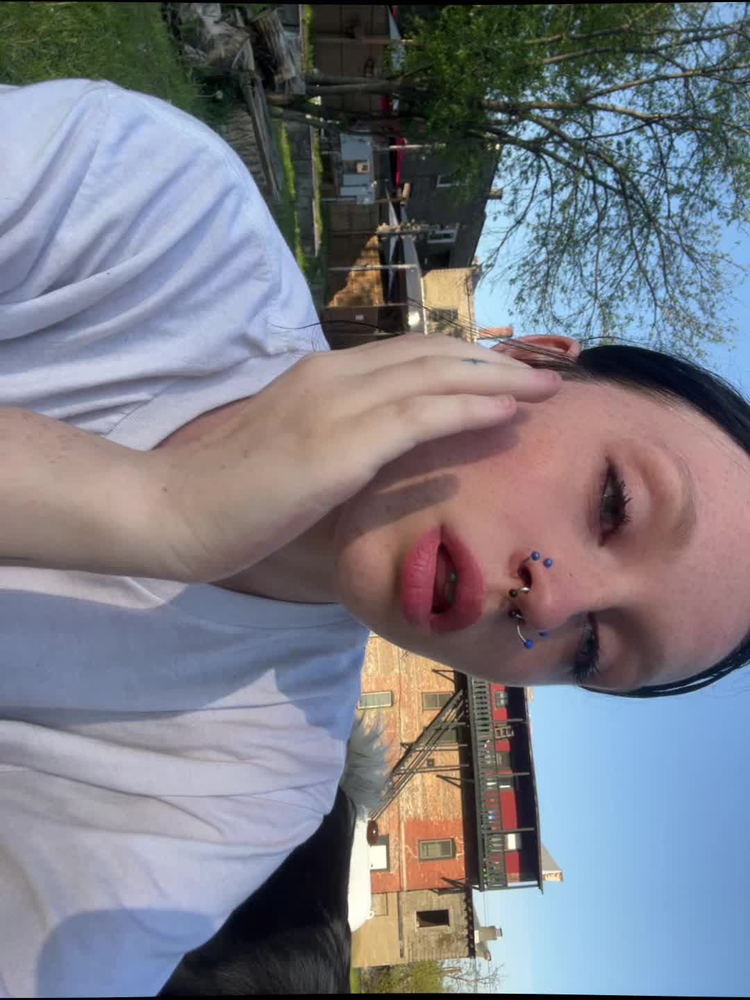 @โ