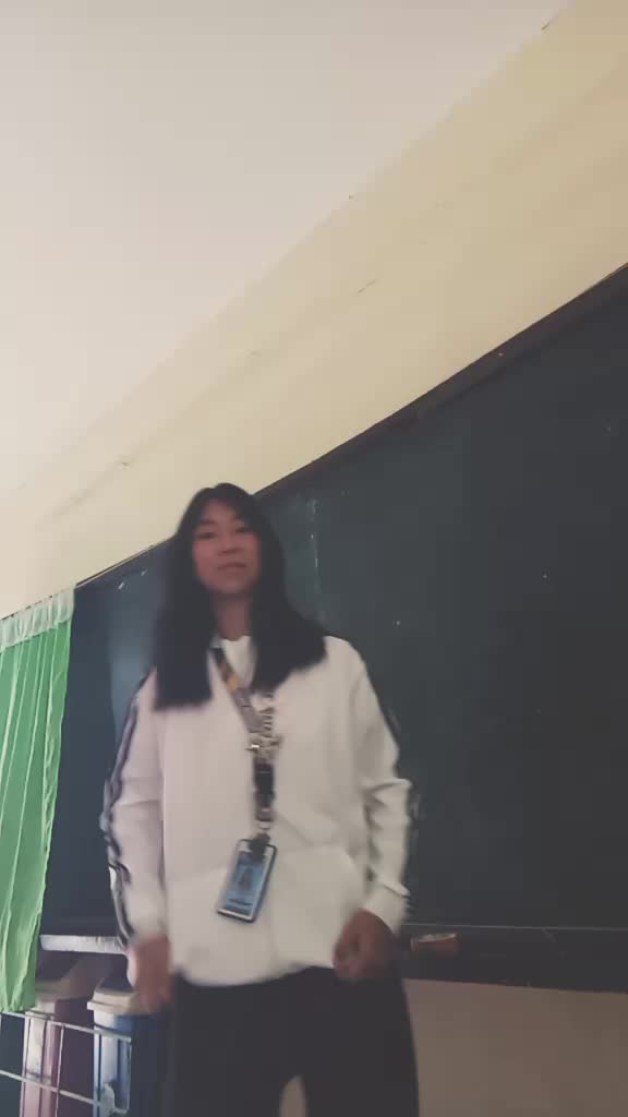 @jilyan kim.