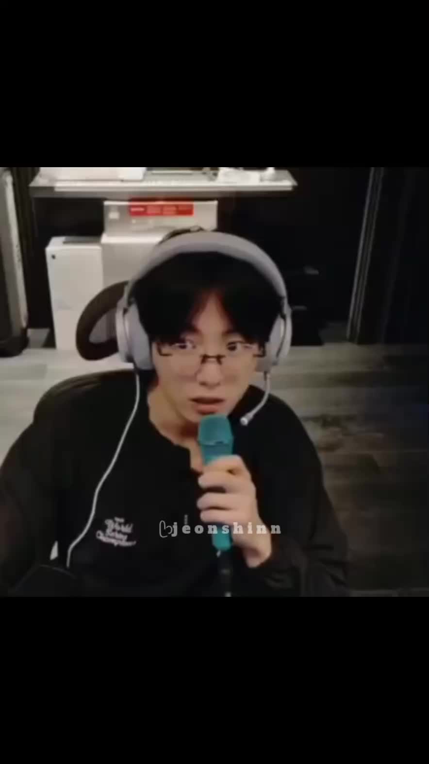 @๐๐๐ ๐๐ค๐๐๐๐ ๐ค