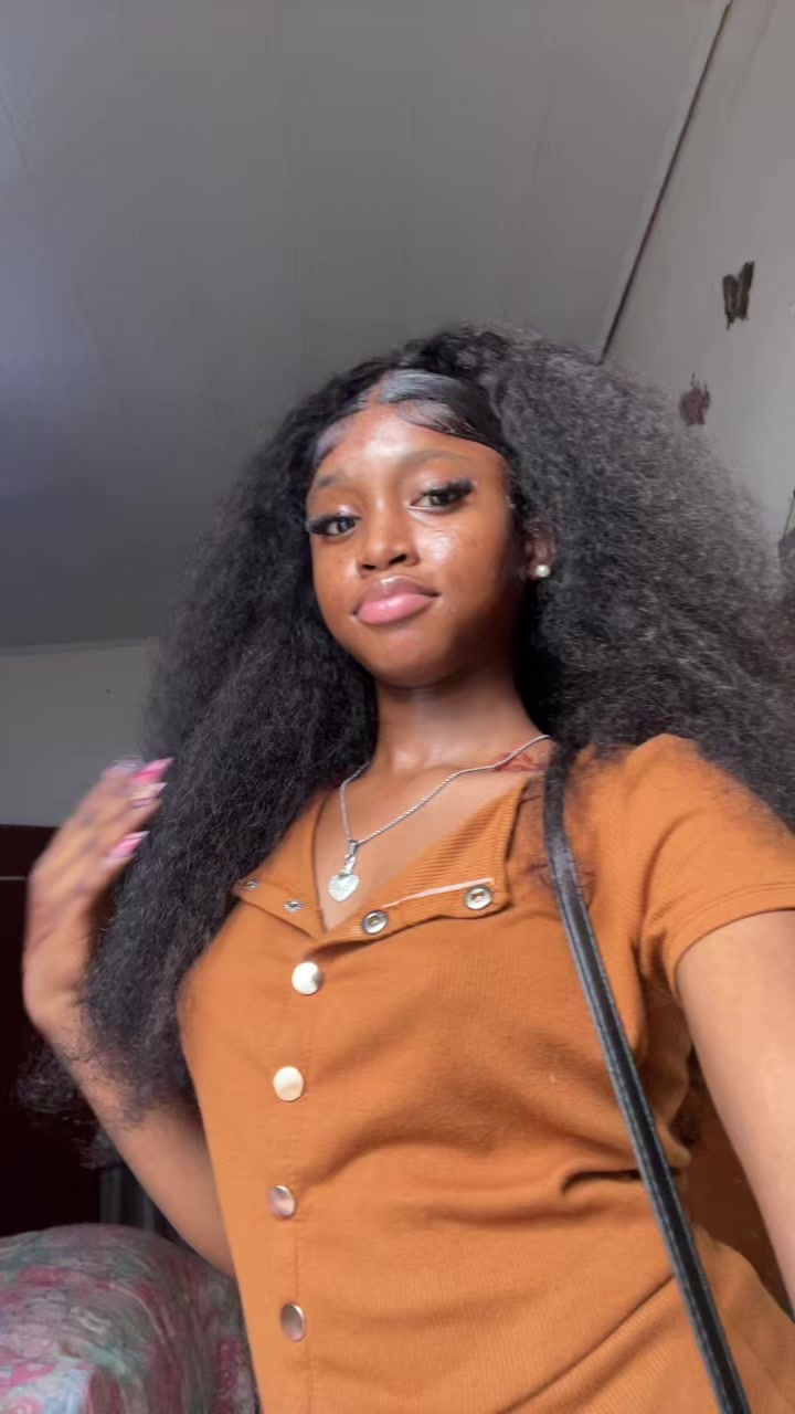 @F👸