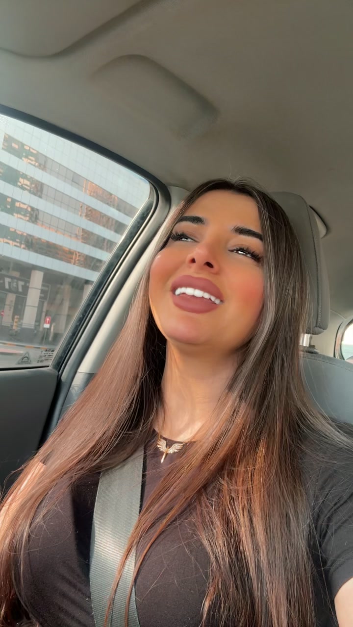 @LOLY💙