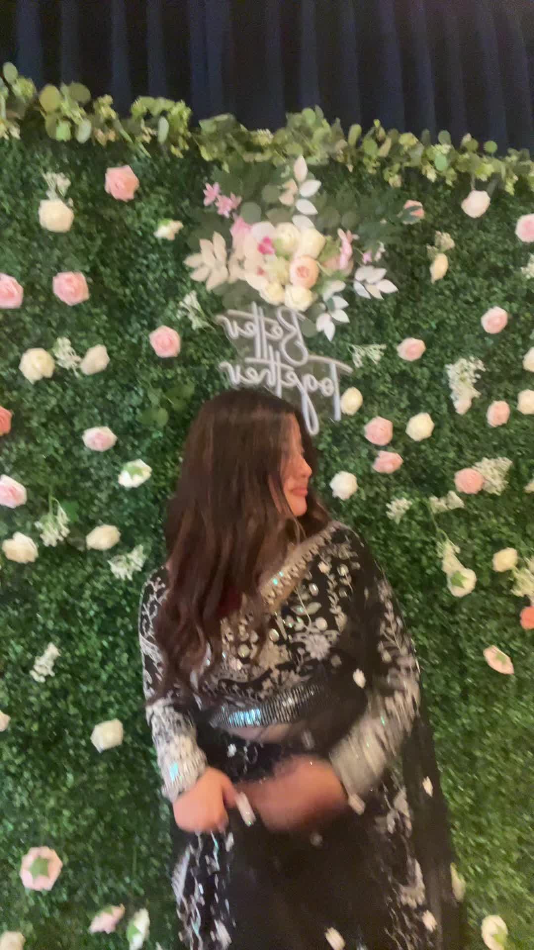 @ROSHNA✨