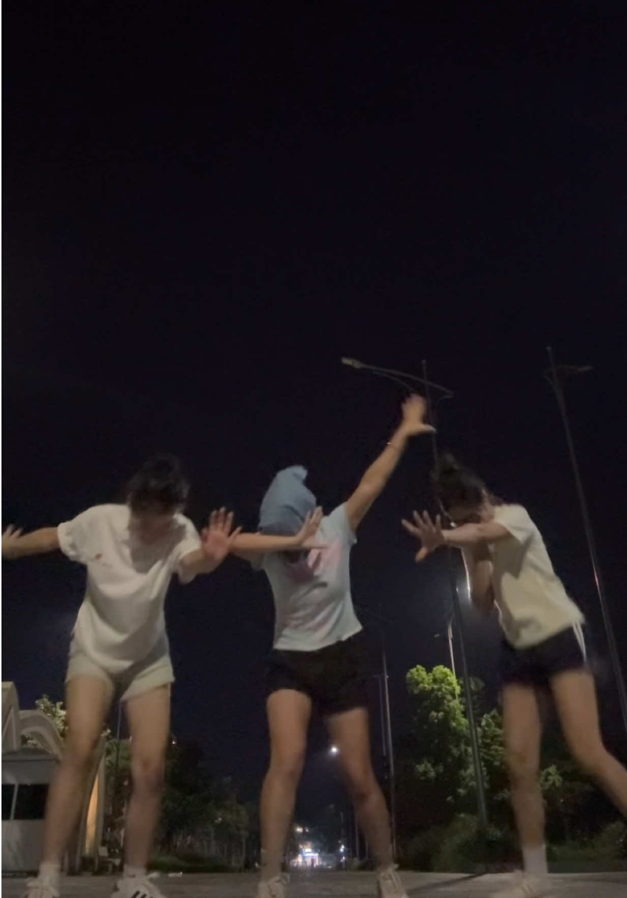 @bảo nh&ograve;ng nhọc 🙂&zwj;&harr;️