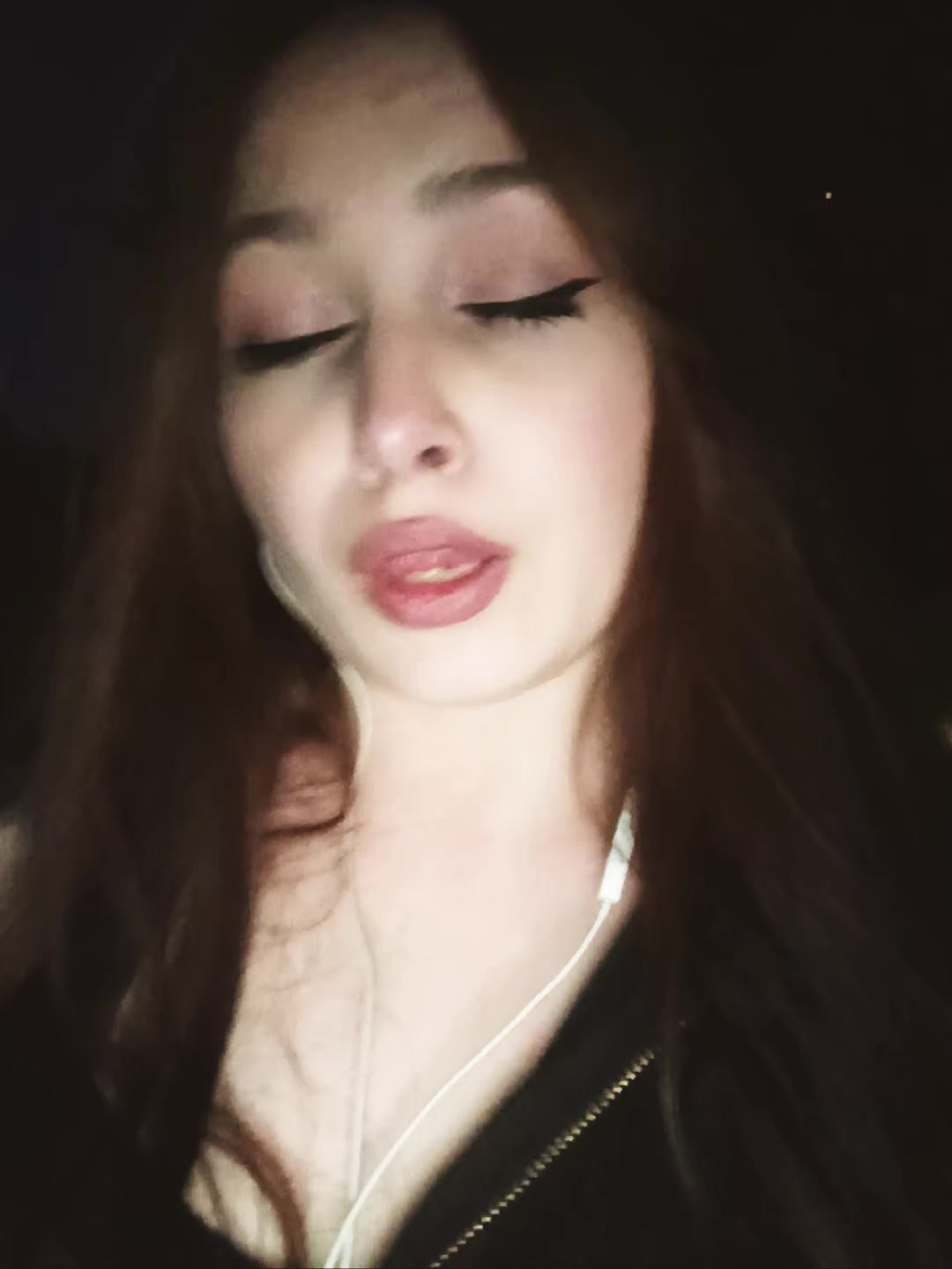 @krisssss