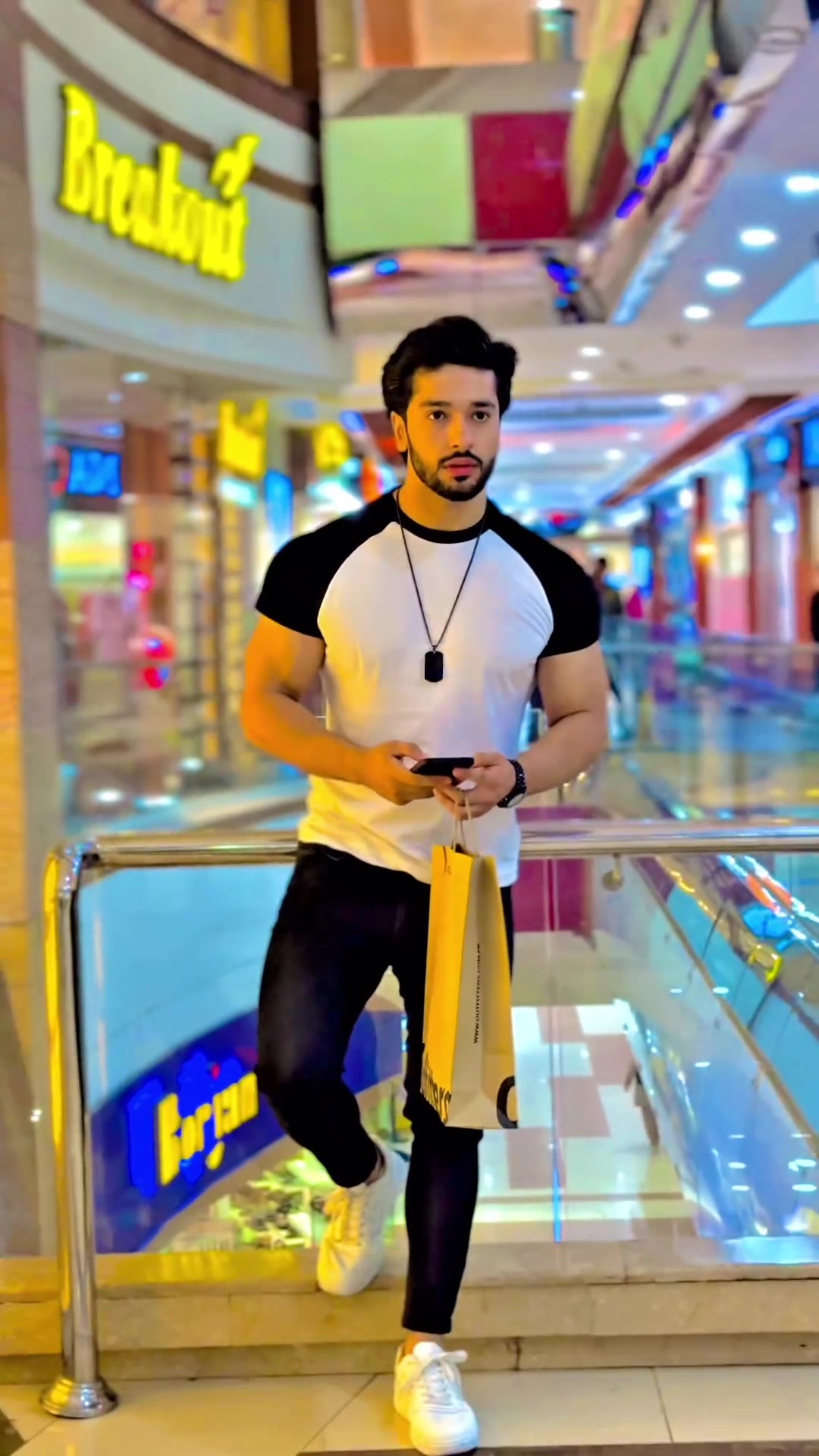 @uresh_rahman