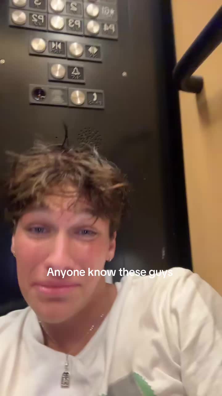 @Bj
